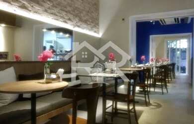 Imagem 6: Casa Residencial/Comercial para venda na Av. Bastian bairro Menino Deus...