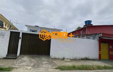 Imagem: A casa possui 4 Dormitórios, 3 Banheiros, 5 Vagas na garagem