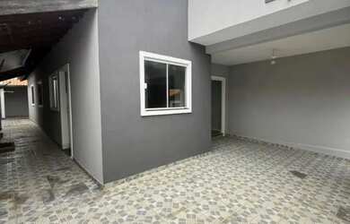 Imagem: A casa em condomínio possui 2 Dormitórios, 1 Banheiro, 2 Vagas