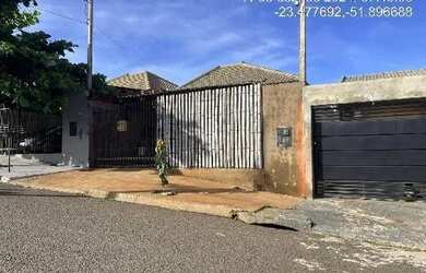 Imagem: A casa possui 2 Dormitórios, 1 Banheiro, 1 Vaga na garagem