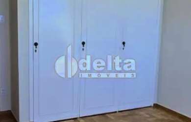 Imagem 11: Apartamento com 4 quartos sendo 1 suíte disponível para venda no bairro...