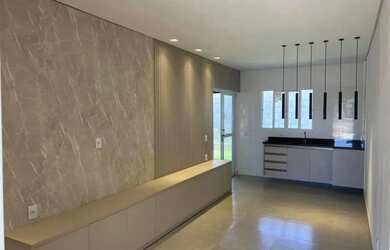 Imagem: A casa em condomínio possui 2 Dormitórios, 2 Banheiros, 2