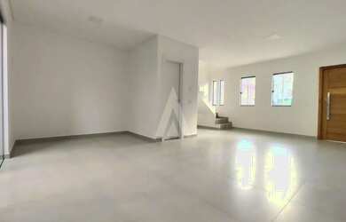 Imagem 2: Sobrado geminado com 2 suítes à venda no bairro Costa e Silva em Joinville -SC, de R$ 500