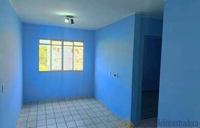 Imagem: O apartamento possui 2 Dormitórios, 1 Banheiro, 1 Vaga na garagem