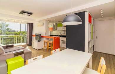 Imagem: O apartamento possui 3 Dormitórios, 2 Banheiros, 2 Vagas na