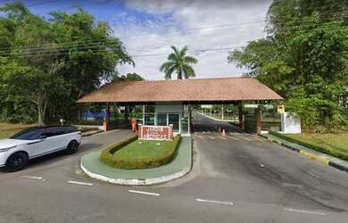 Imagem: A casa em condomínio possui 4 Dormitórios, 5 Banheiros, 5