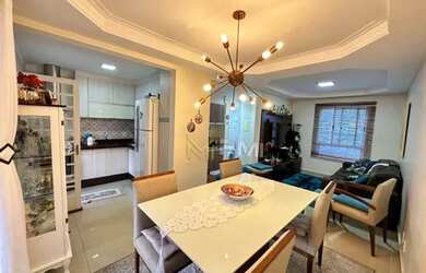 Imagem: A casa em condomínio possui 3 Dormitórios, 1 Banheiro, 2 Vagas