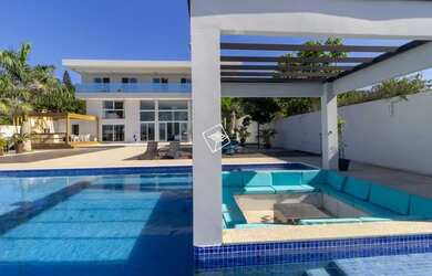 Imagem 3: Casa na praia do Estaleirinho em Balneário Camboriú