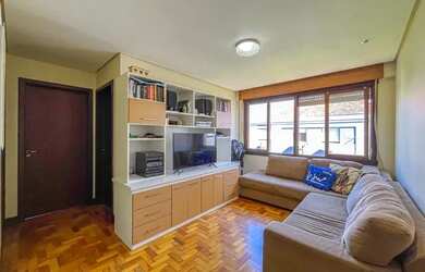 Imagem: O apartamento possui 2 Dormitórios, 2 Banheiros, 73m² de Área