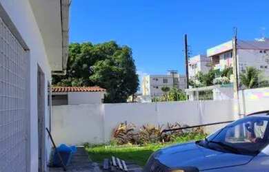 Imagem: A casa possui 3 Dormitórios, 3 Banheiros e está localizado