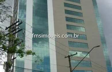 Imagem: O depósito possui 5 Vagas na garagem e 568m² de Área e está