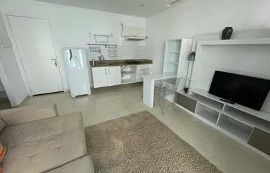 Imagem: O apartamento possui 1 Dormitório, 1 Banheiro, 1 Vaga na garagem