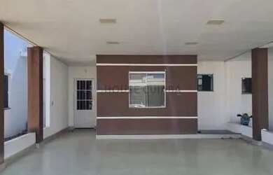 Imagem: A casa em condomínio possui 3 Dormitórios, 2 Banheiros, 2