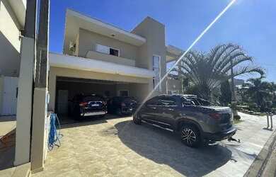 Imagem: A casa em condomínio possui 3 Dormitórios, 5 Banheiros, 5