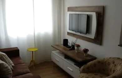 Imagem: O apartamento possui 2 Dormitórios, 1 Banheiro, 1 Vaga na garagem