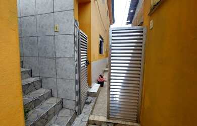 Imagem: A casa possui 2 Dormitórios, 1 Banheiro, 60m² de Área e