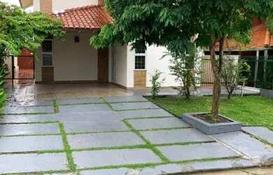 Imagem: A casa em condomínio possui 3 Dormitórios, 3 Banheiros, 4