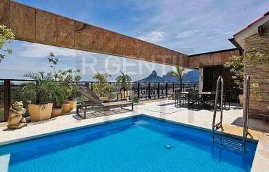 Imagem: O apartamento na cobertura possui 4 Dormitórios, 5 Banheiros