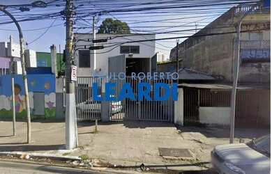 Imagem: O depósito possui 2 Vagas na garagem, 210m² de Área, Imóvel