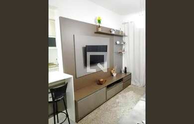 Imagem: O apartamento possui 3 Dormitórios, 1 Banheiro, 2 Vagas na