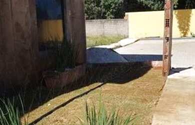 Imagem: A casa em condomínio possui 3 Dormitórios, 2 Banheiros, 3