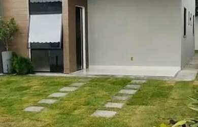 Imagem: A casa possui 2 Dormitórios, 1 Banheiro e 1 Vaga na garagem