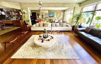 Imagem: O apartamento possui 4 Dormitórios, 4 Banheiros, 3 Vagas na