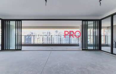 Imagem: O apartamento possui 4 Dormitórios, 5 Banheiros, 3 Vagas na