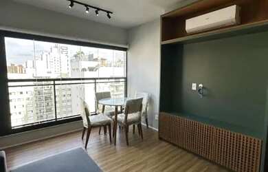 Imagem: O apartamento possui 1 Dormitório, 1 Banheiro, 2 Vagas na garagem