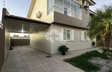 Imagem 3: Casa de 3 dormitórios com suíte no Bairro Tomazetti