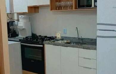 Imagem: O apartamento possui 2 Dormitórios, 1 Banheiro, 1 Vaga na garagem