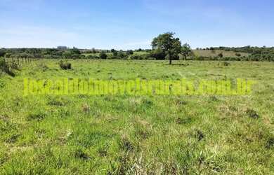 Imagem 8: Sítio 2,50 hectares, muita água, entre Uberlândia e Monte Alegre