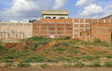 Imagem: O terreno possui 200m² de Área e está localizado em Jardim