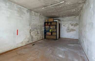 Imagem 5: Terreno á venda com 686 metros de area total sendo 15 por 45 em zona...