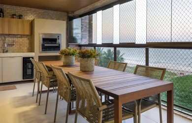 Imagem: O apartamento possui 4 Dormitórios, 5 Banheiros, 2 Vagas na