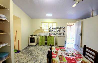 Imagem: A casa possui 1 Dormitório, 1 Banheiro, 1 Vaga na garagem