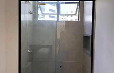 Imagem: O apartamento possui 4 Dormitórios, 3 Banheiros, 2 Vagas na