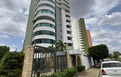 Imagem: O apartamento possui 4 Dormitórios, 4 Banheiros, 3 Vagas na