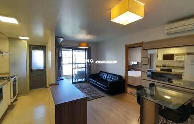 Imagem: O apartamento possui 1 Dormitório, 1 Banheiro, 1 Vaga na garagem