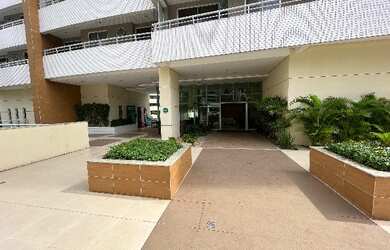 Imagem: O apartamento possui 3 Dormitórios, 2 Banheiros, 2 Vagas na