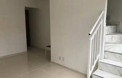 Imagem: A casa em condomínio possui 2 Dormitórios, 2 Banheiros, 2