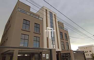 Imagem: O apartamento possui 1 Dormitório, 1 Banheiro, 1 Vaga na garagem