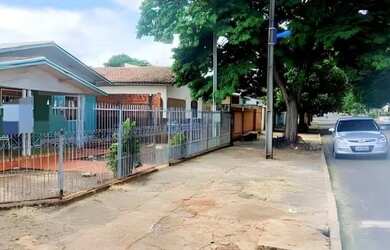 Imagem 4: Casa em Altônia. 407m² de Área, 4 Vagas na garageme3 Dormitórios