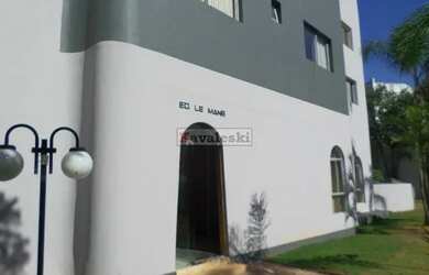 Imagem: O apartamento possui 3 Dormitórios, 2 Banheiros, 2 Vagas na