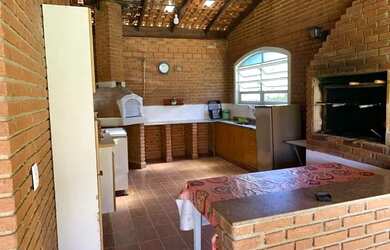 Imagem: A fazenda possui 4.000m² de Área e está localizado em Brotas