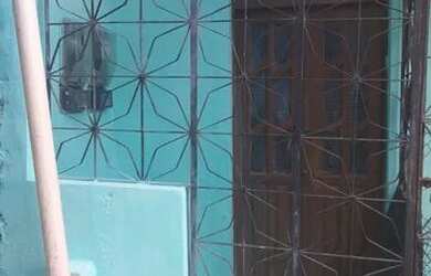 Imagem: A casa possui 2 Dormitórios e 1 Banheiro e está localizado