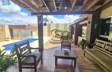 Imagem: A casa em condomínio possui 5 Dormitórios, 5 Banheiros, 4