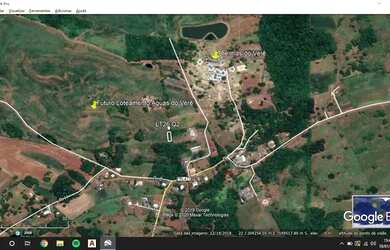 Imagem: O terreno possui 384m² de Área e está localizado em Pinheirinho