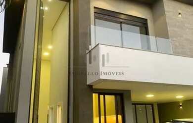 Imagem: A casa em condomínio possui 4 Dormitórios, 2 Banheiros, 4