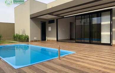 Imagem: A casa em condomínio possui 3 Dormitórios, 4 Banheiros, 5